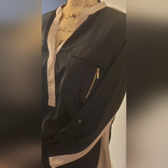 Blouse - Picture 7 of 8